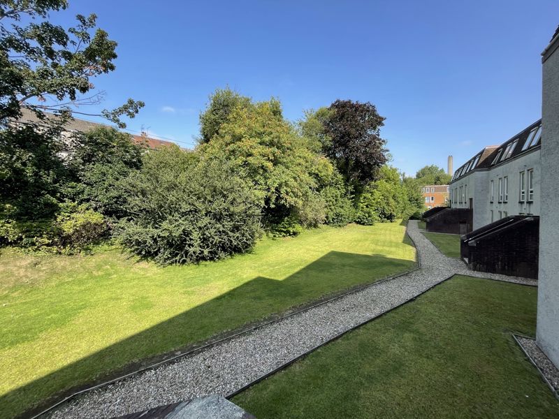 Clarence Gardens Hyndland